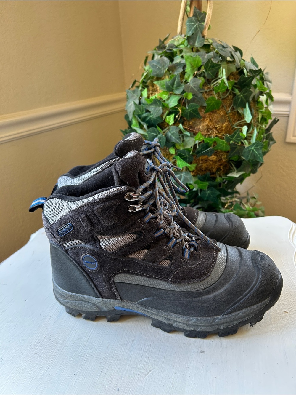 Khombu Men's Fleet Hiker Terrain Waterproof Winter Rated Leather Boots